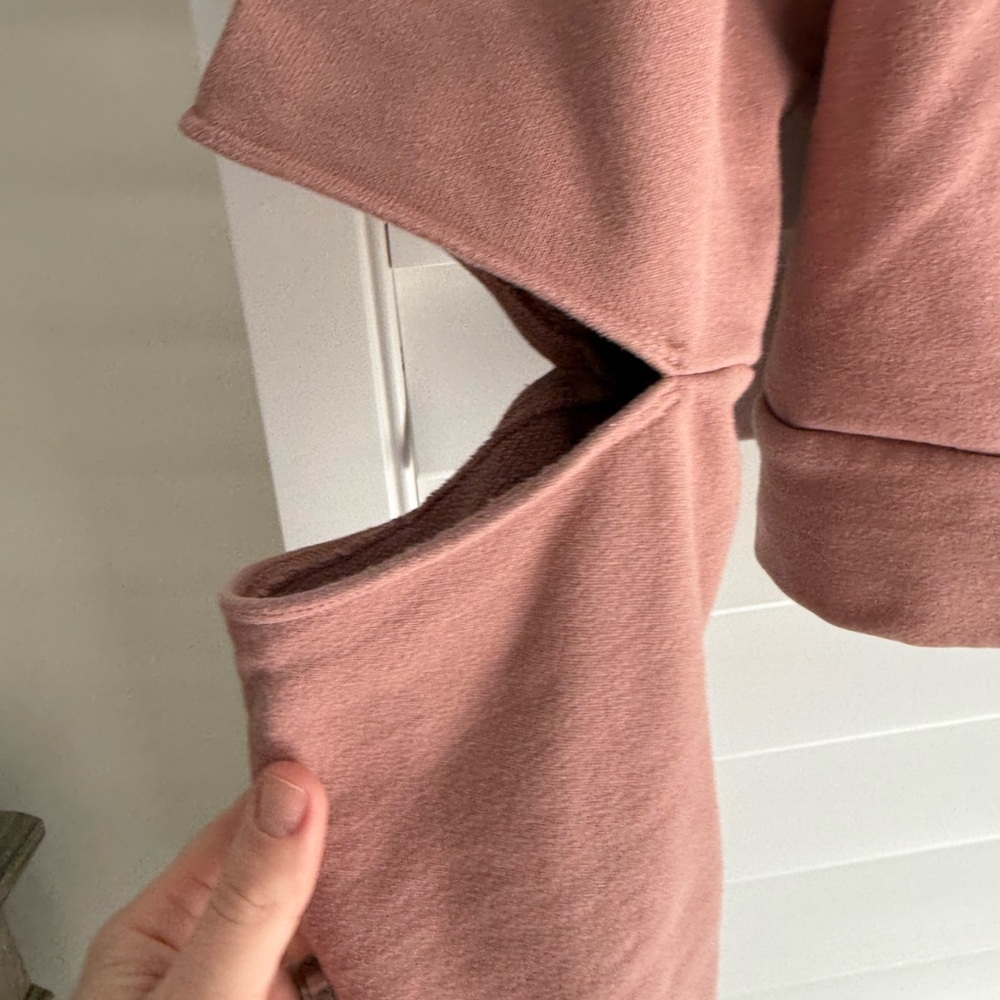 Sweatshirt - Picture 7 of 9